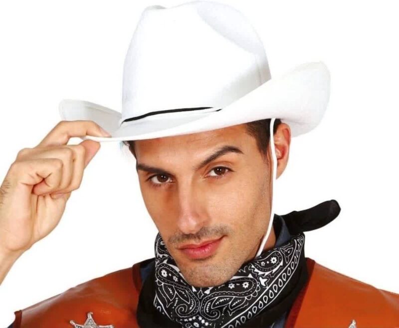 Chapeau blanc de cowboy